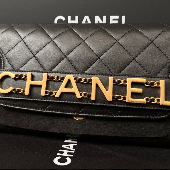 Chanel black Enchained clutch bag brand new condition - Picture 4 of 14